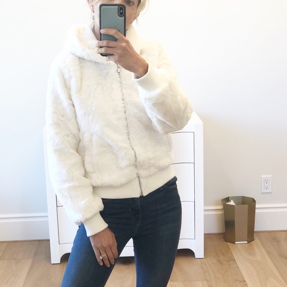 White Full Zip Up Faux Fur Hoodie - Picture 2 of 7